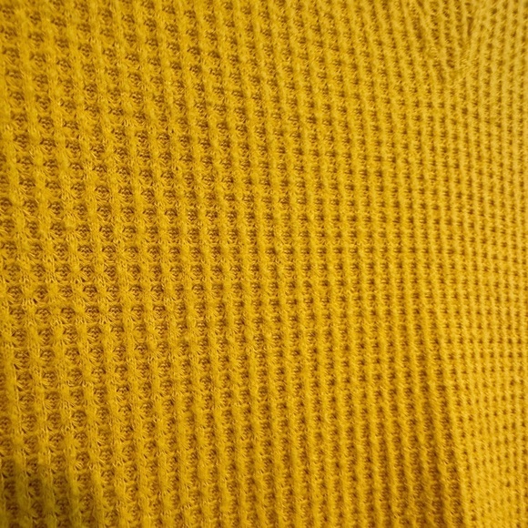 Cat & Jack Yellow Waffle Knit Shirt with Elastic Cuffed Sleeves Size L 10/12 ☀️ - Picture 11 of 13